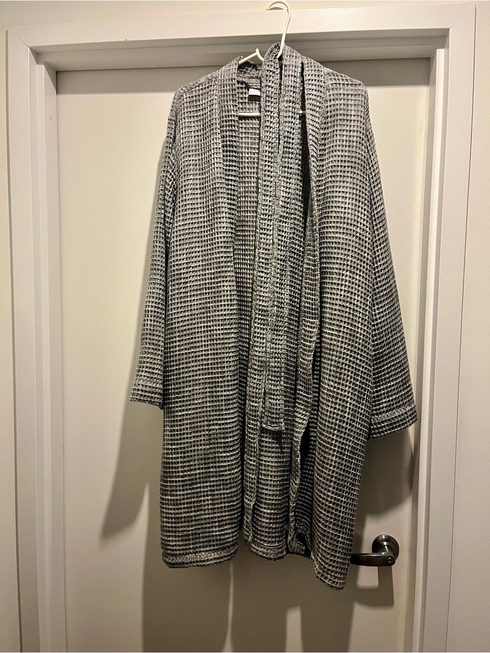 Parachute waffle robe. Size large